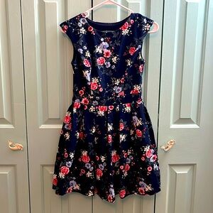 Floral Dress with Pockets